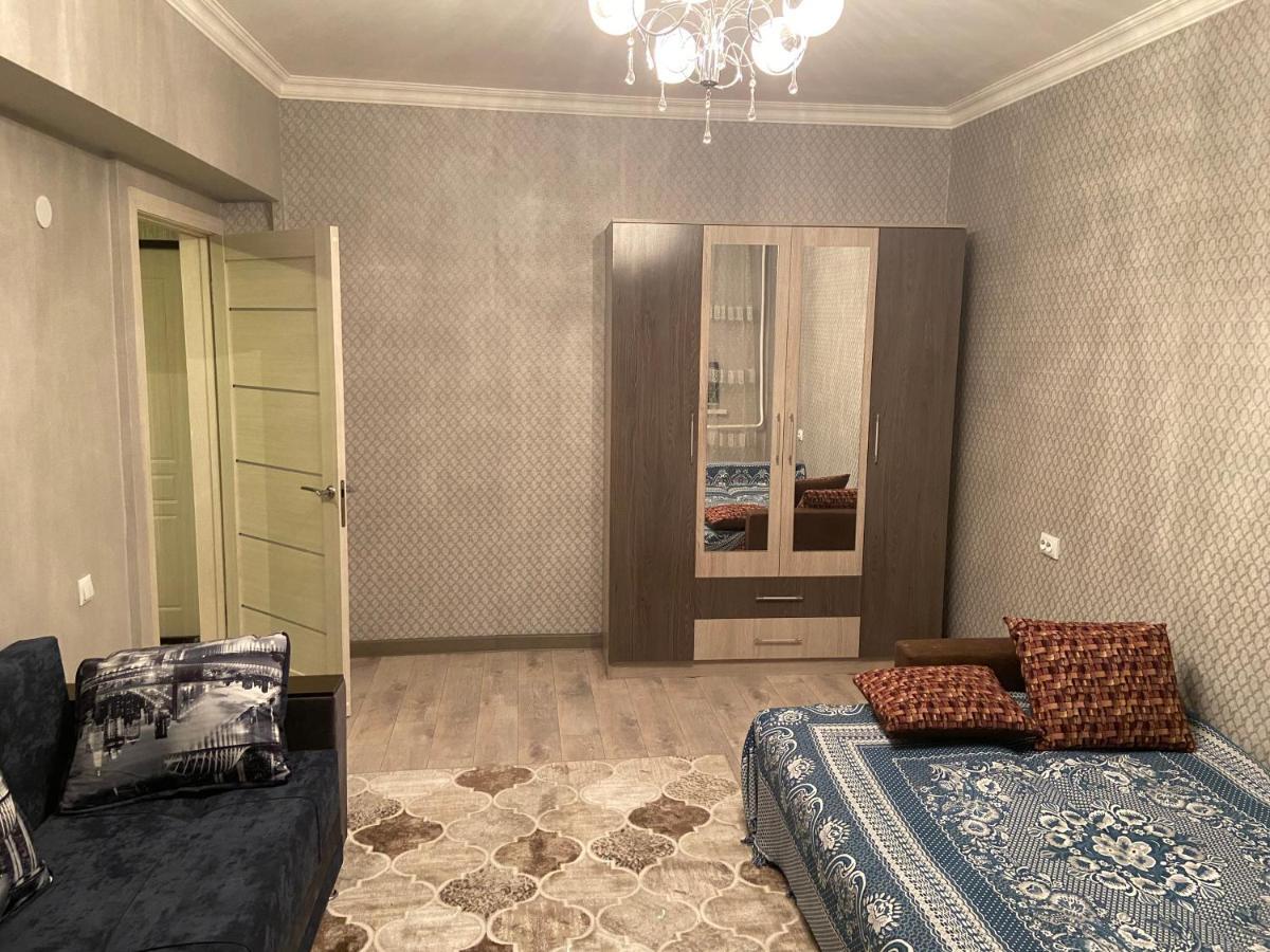Standart Apartment On Kozhamkulov 128 Almatý Exterior foto